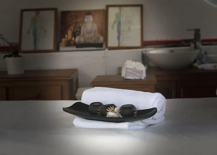 Regency Torviscas And Lejlighedshotel