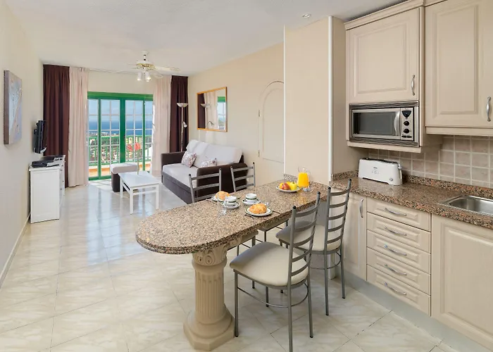 Lejlighedshotel Regency Torviscas And 3*