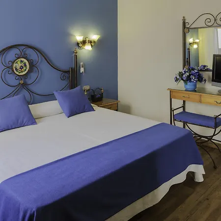 Hotel apartamentowy Regency Torviscas And