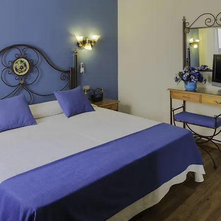 Apartahotel Regency Torviscas And 3*