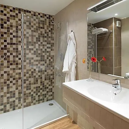 Regency Torviscas And 3* Costa Adeje (Tenerife)