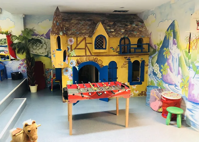 Regency Torviscas And Apartahotel